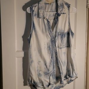 Cloth and Stone Sleeveless Jean shirt